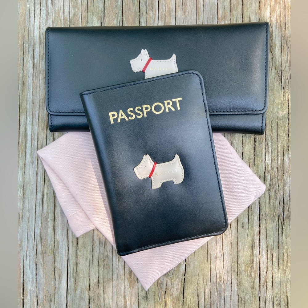 Radley London Scottie Bundle - Wallet & Passport